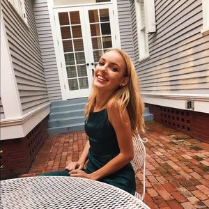 Meet your Posher, Kaylie